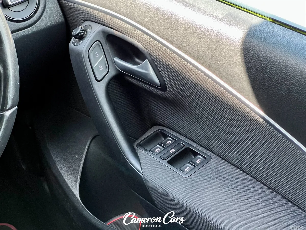 Volkswagen Polo Hatchback, Petrol, 2015, Silver