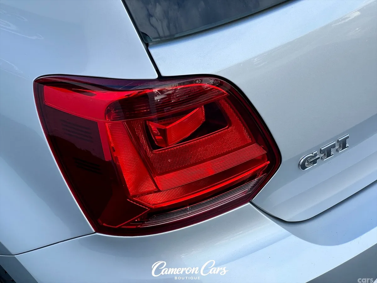 Volkswagen Polo Hatchback, Petrol, 2015, Silver