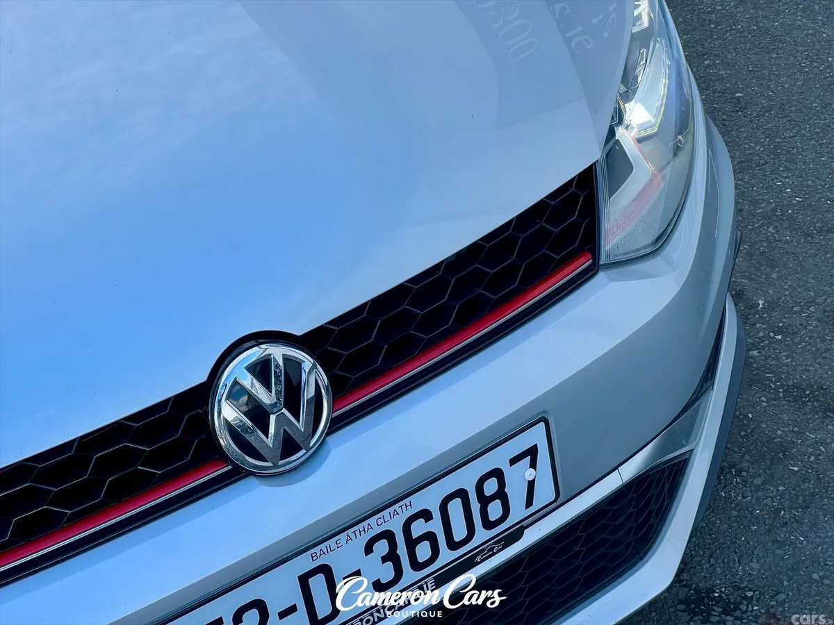 Volkswagen Polo Hatchback, Petrol, 2015, Silver