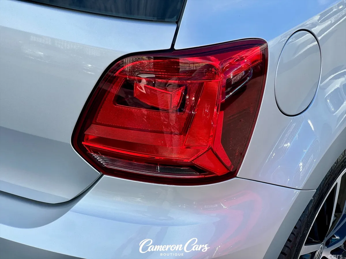 Volkswagen Polo Hatchback, Petrol, 2015, Silver