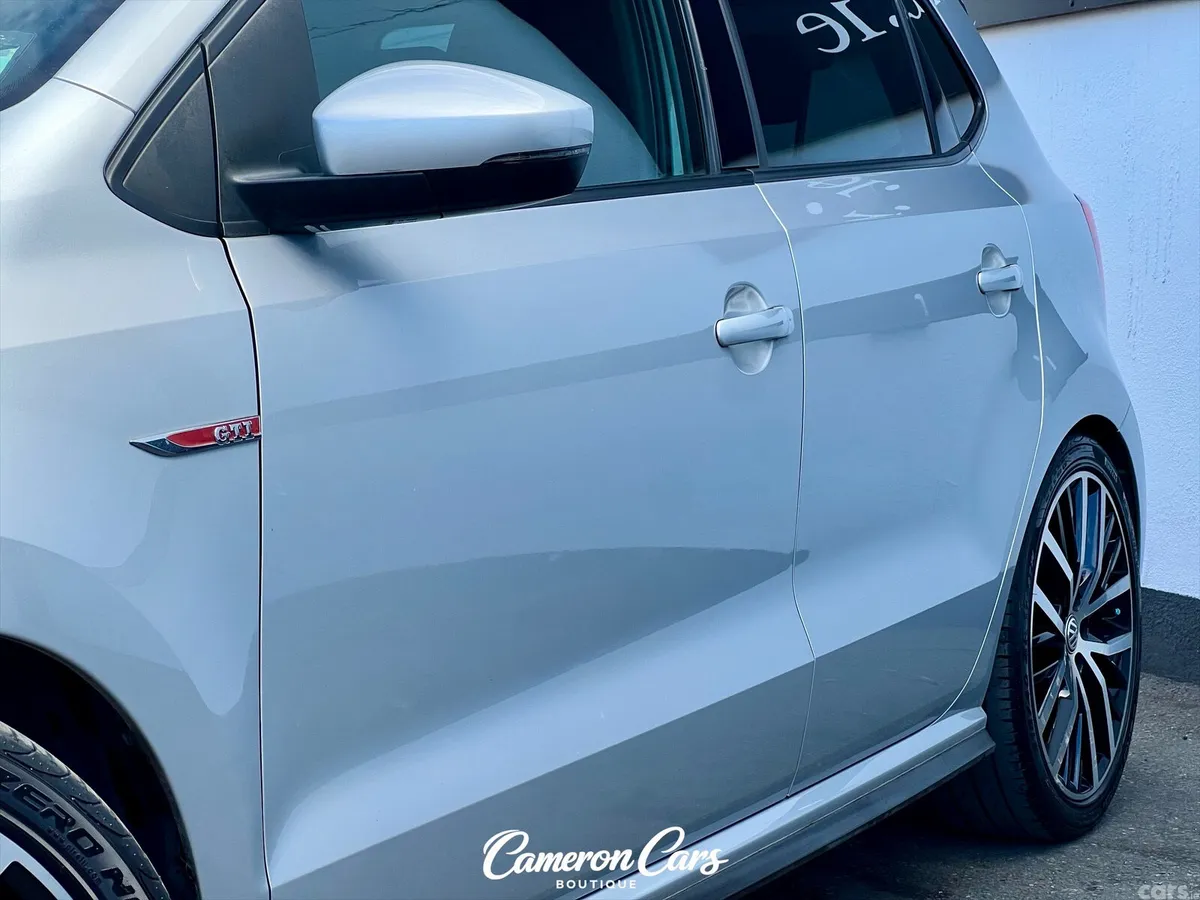 Volkswagen Polo Hatchback, Petrol, 2015, Silver