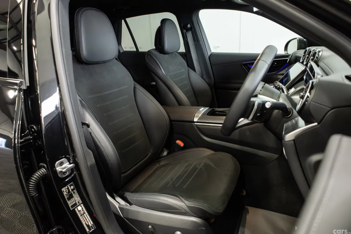 Mercedes-Benz GLC SUV, Petrol Plug-in Hybrid, 2025, Black