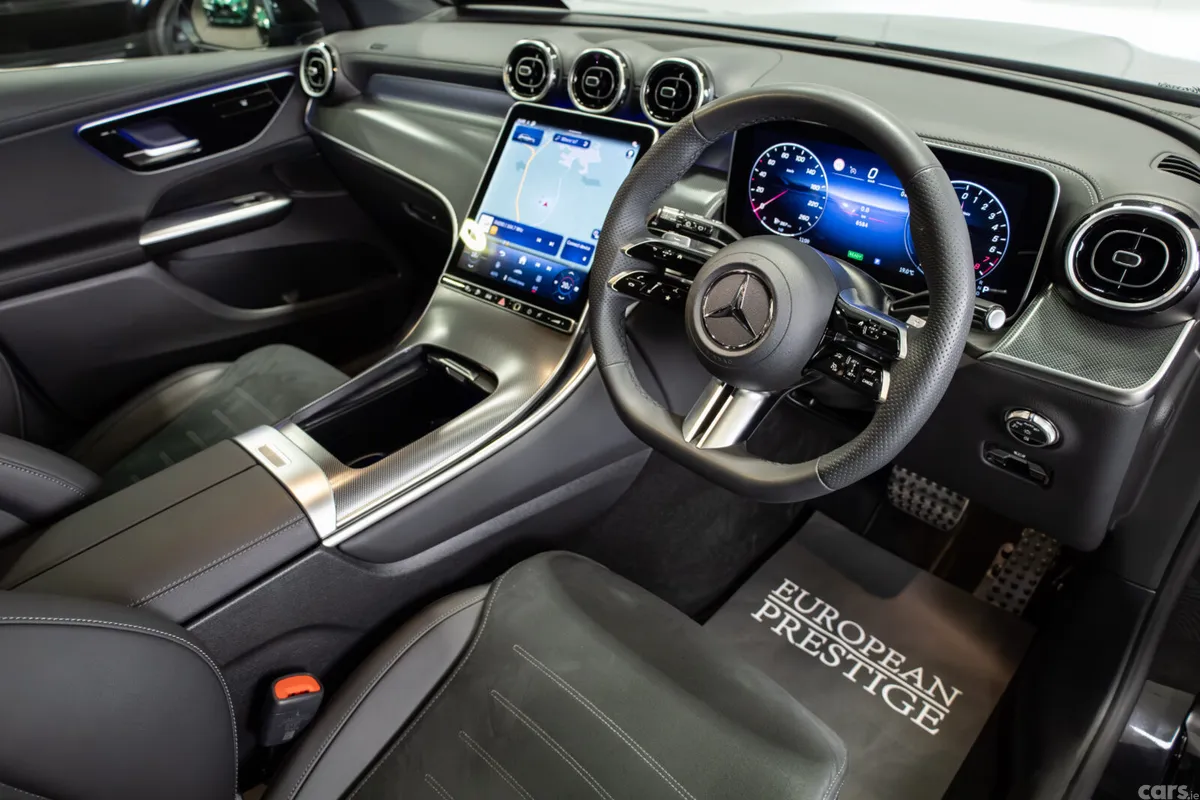 Mercedes-Benz GLC SUV, Petrol Plug-in Hybrid, 2025, Black