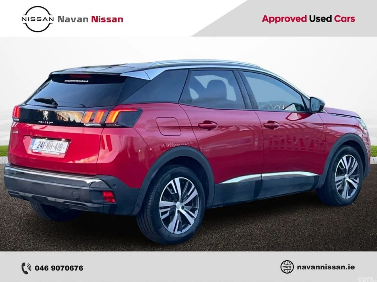 Peugeot 3008 MPV, Petrol Hybrid, 2024, Red