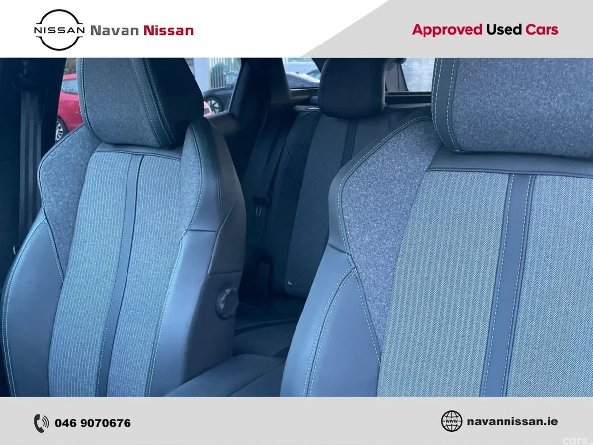 Peugeot 3008 MPV, Petrol Hybrid, 2024, Red