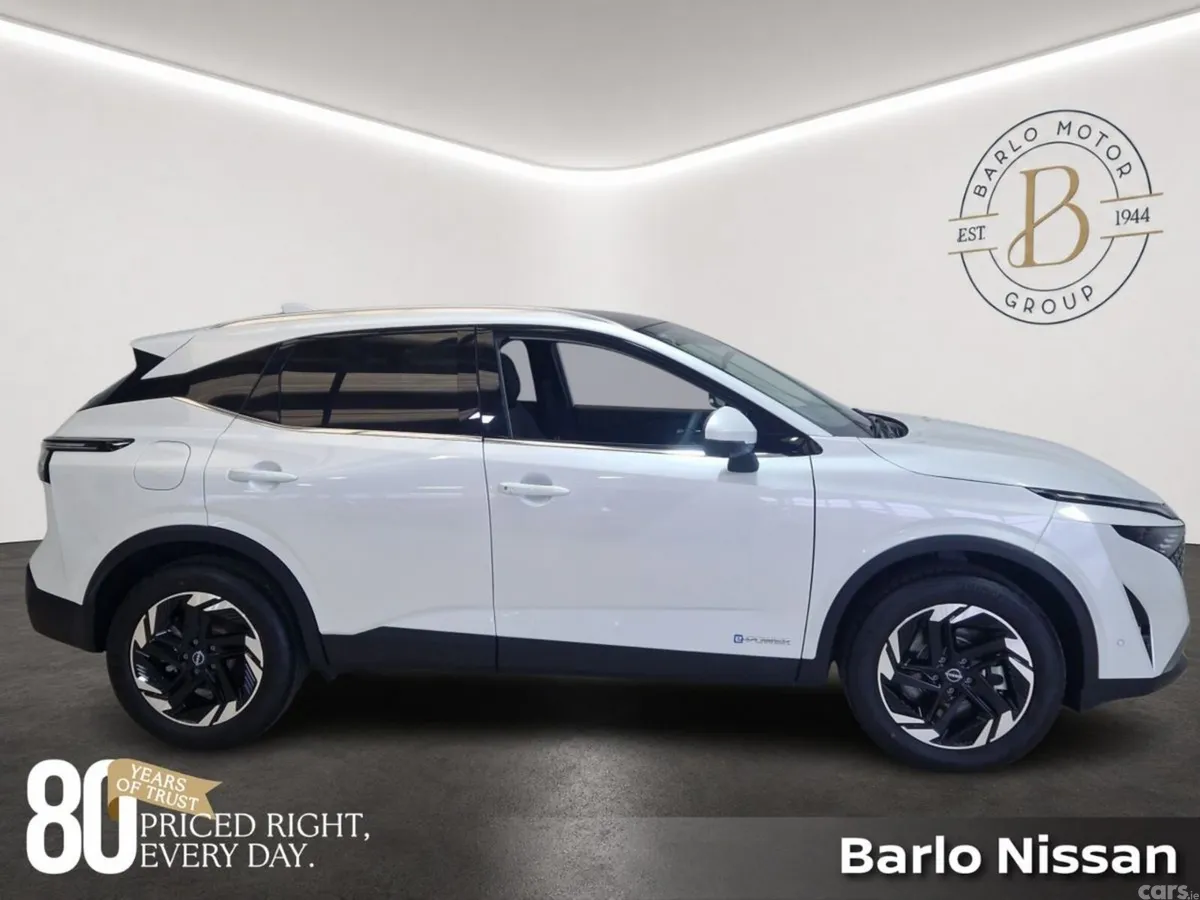 Nissan Qashqai MPV, Petrol Hybrid, 2026, White