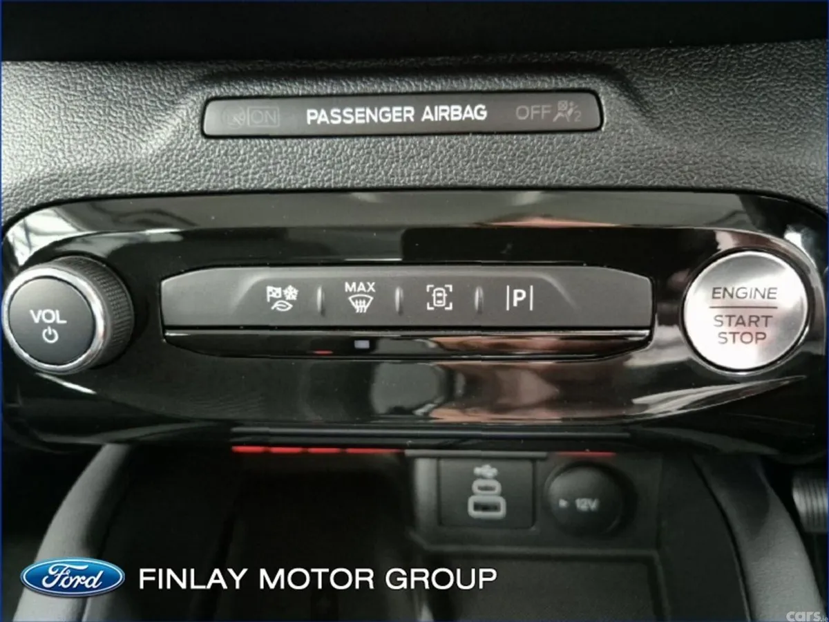 Ford Kuga SUV, Petrol Plug-in Hybrid, 2027, Blue
