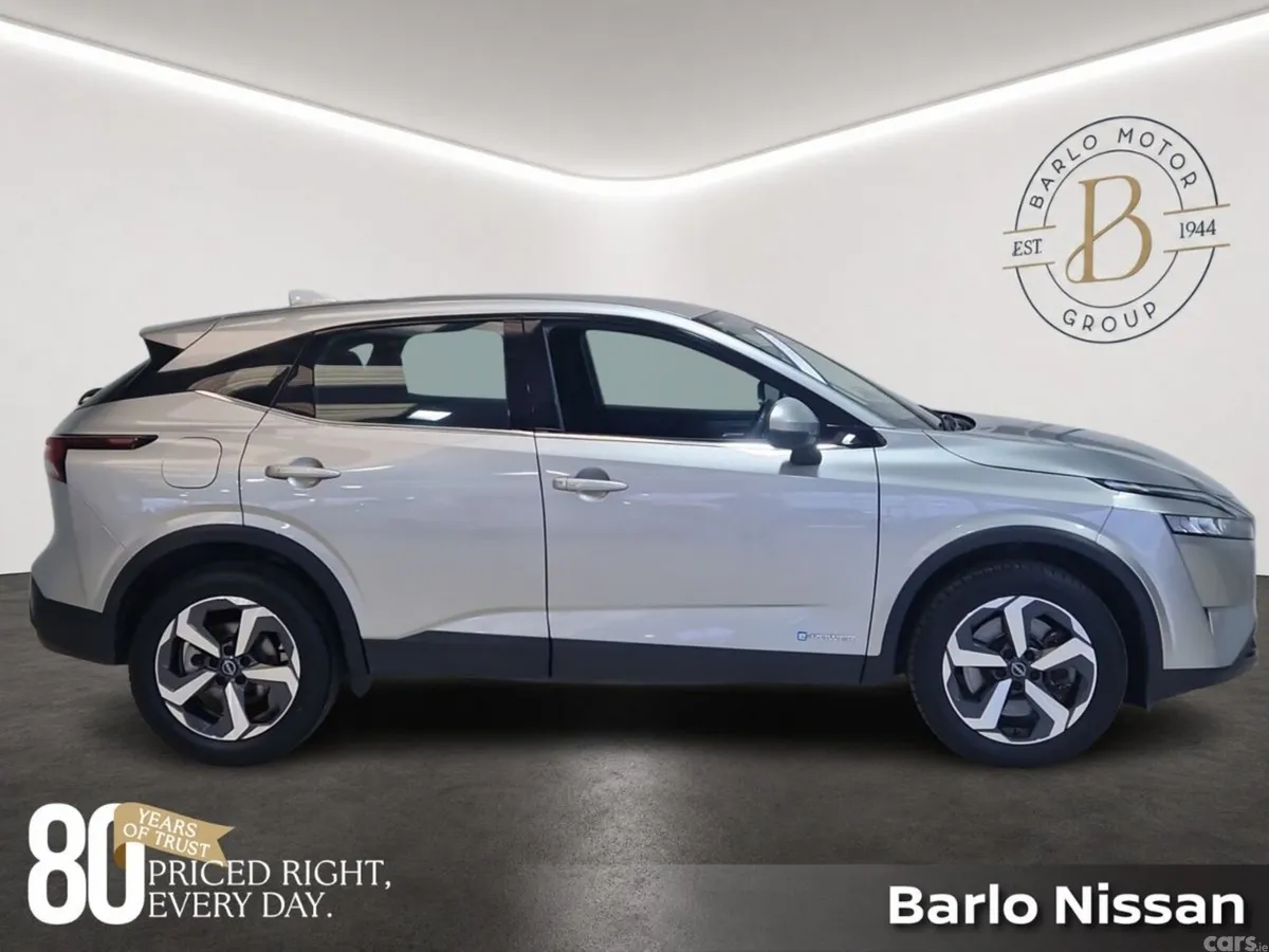 Nissan Qashqai MPV, Petrol Hybrid, 2023, Grey