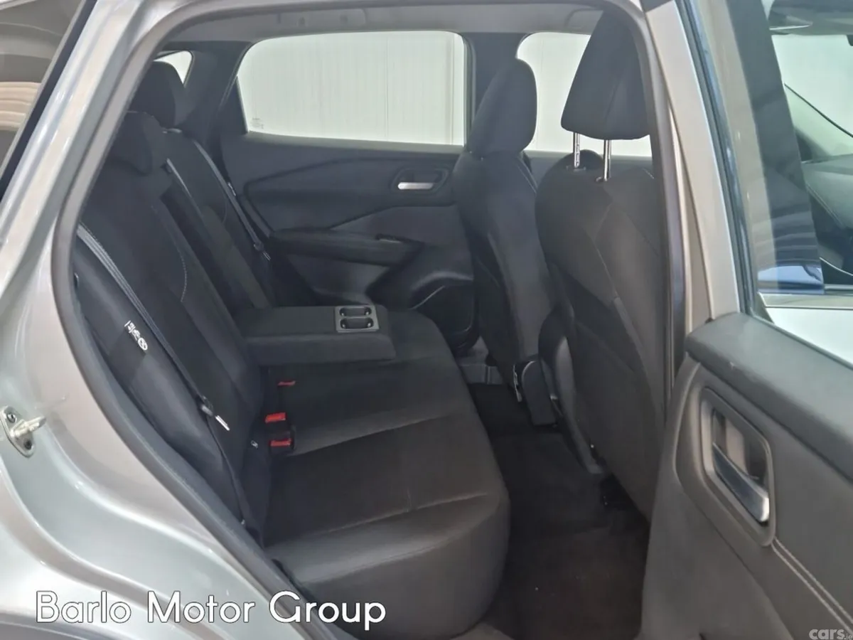 Nissan Qashqai MPV, Petrol Hybrid, 2023, Grey