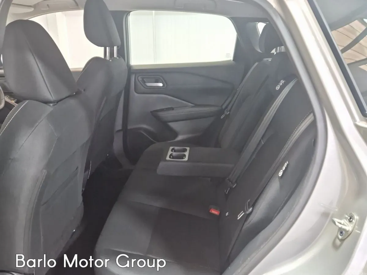 Nissan Qashqai MPV, Petrol Hybrid, 2023, Grey