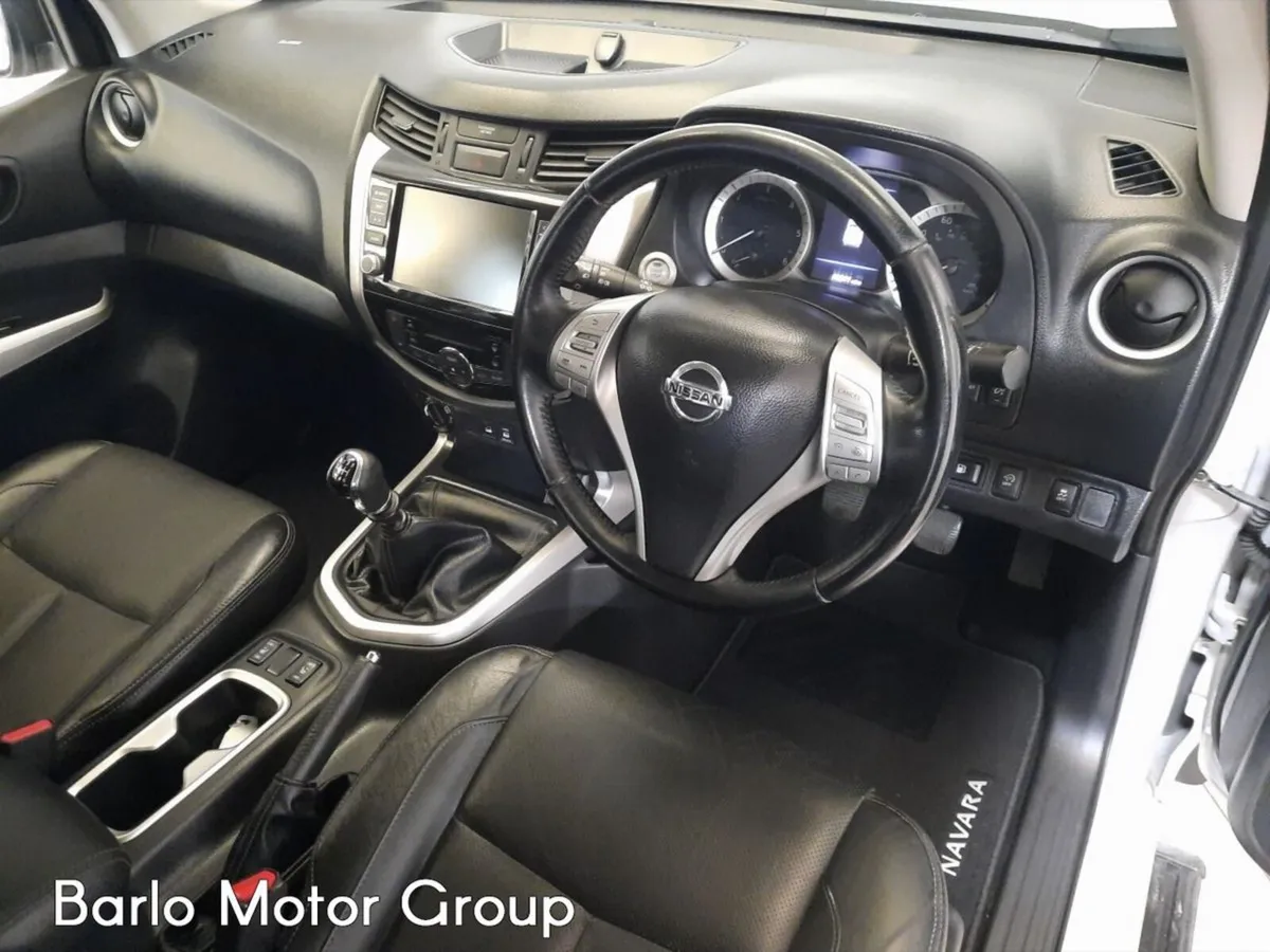 Nissan Navara MPV, Diesel, 2021, Silver
