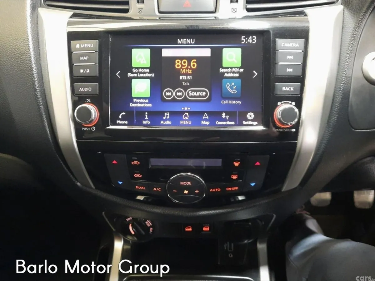 Nissan Navara MPV, Diesel, 2021, Silver