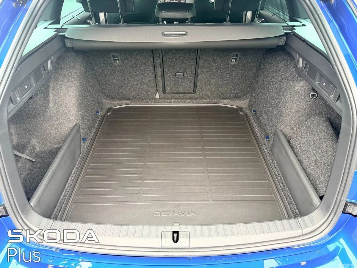 Skoda Octavia Estate, Diesel, 2026, Blue