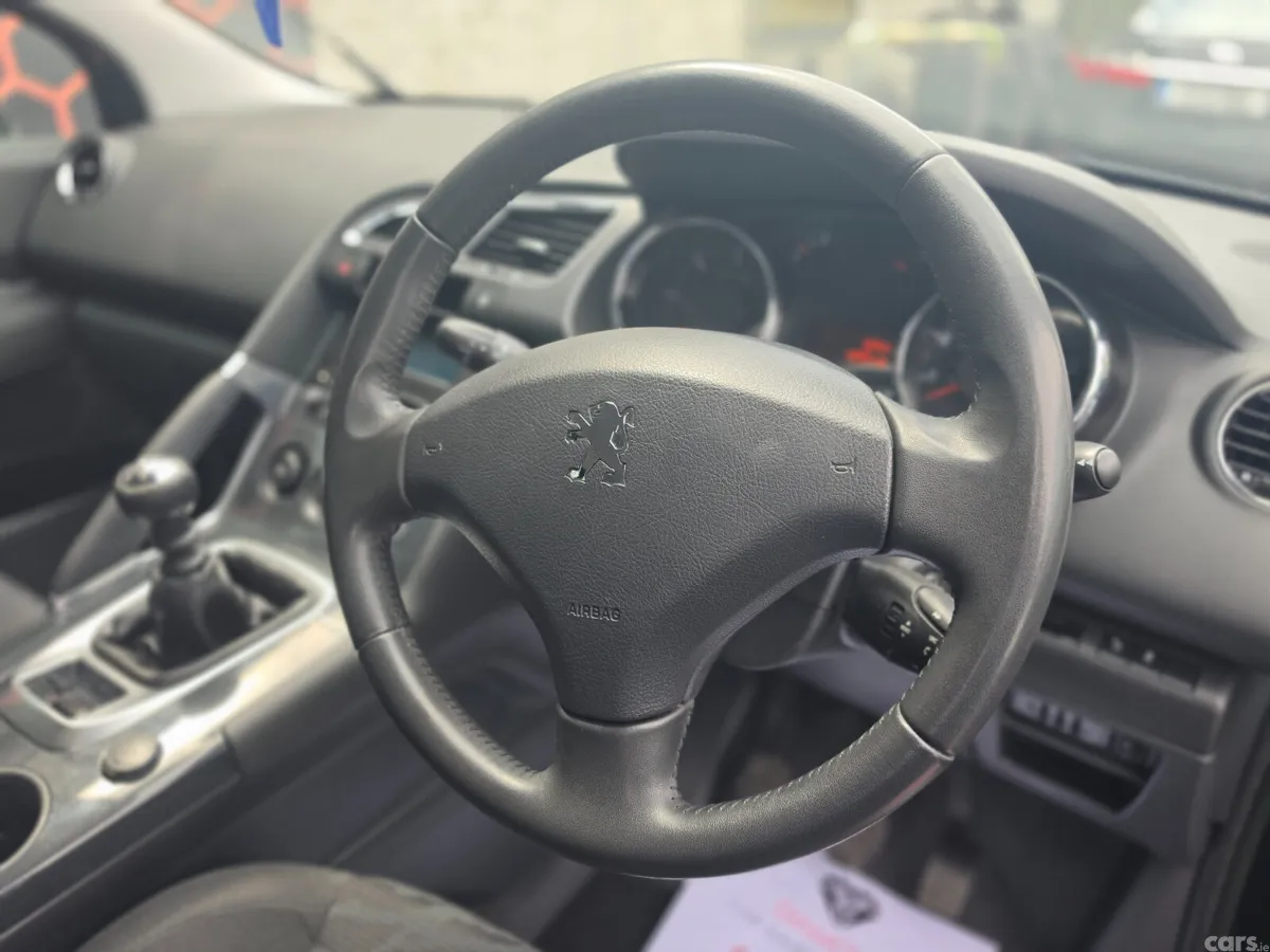 Peugeot 3008 Hatchback, Diesel, 2013, Black