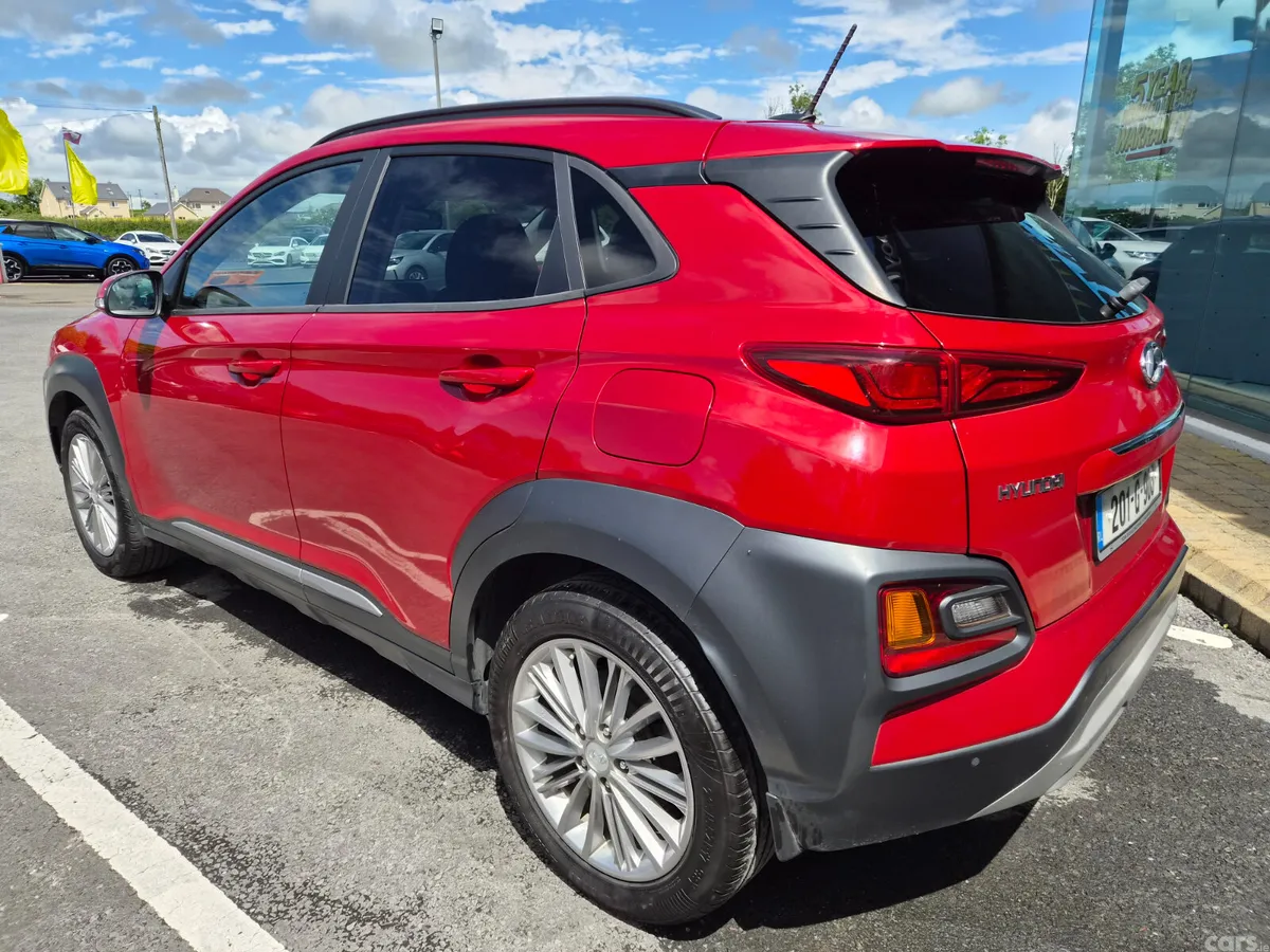 Hyundai KONA MPV, Diesel, 2020, Red