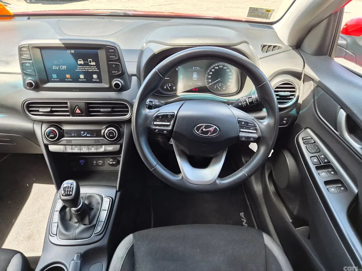 Hyundai KONA MPV, Diesel, 2020, Red