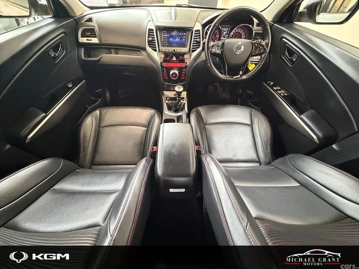 SsangYong Tivoli SUV, Diesel, 2021, Silver