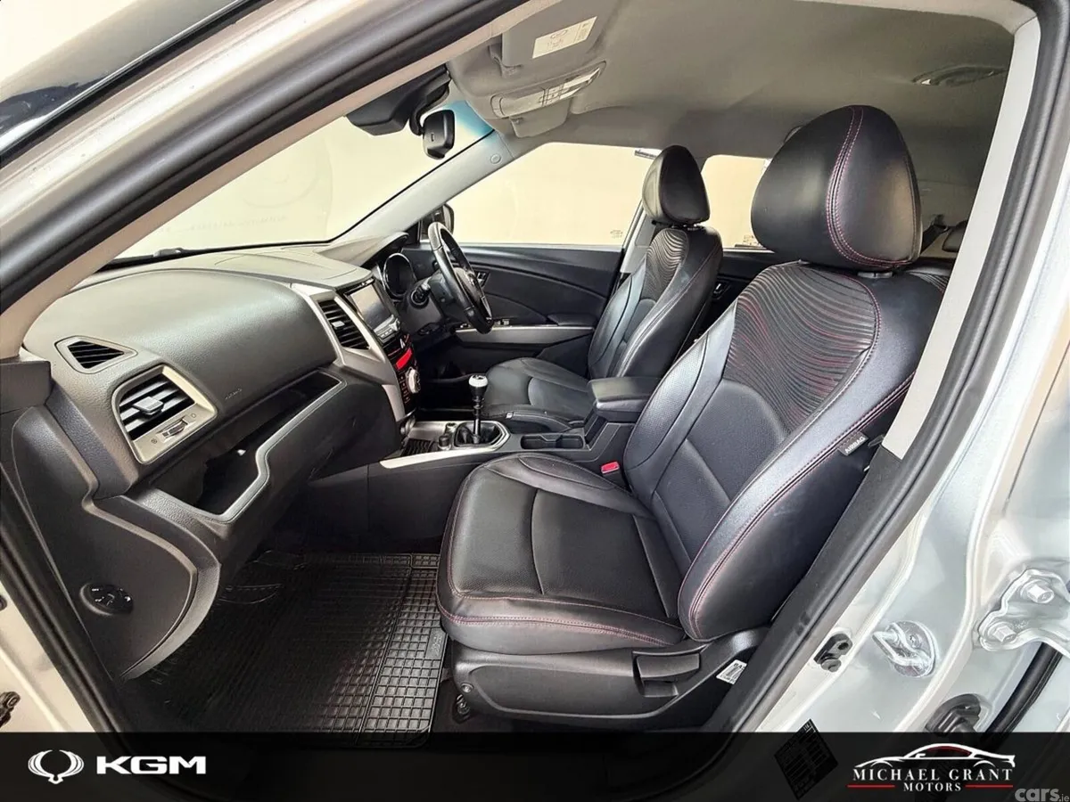 SsangYong Tivoli SUV, Diesel, 2021, Silver