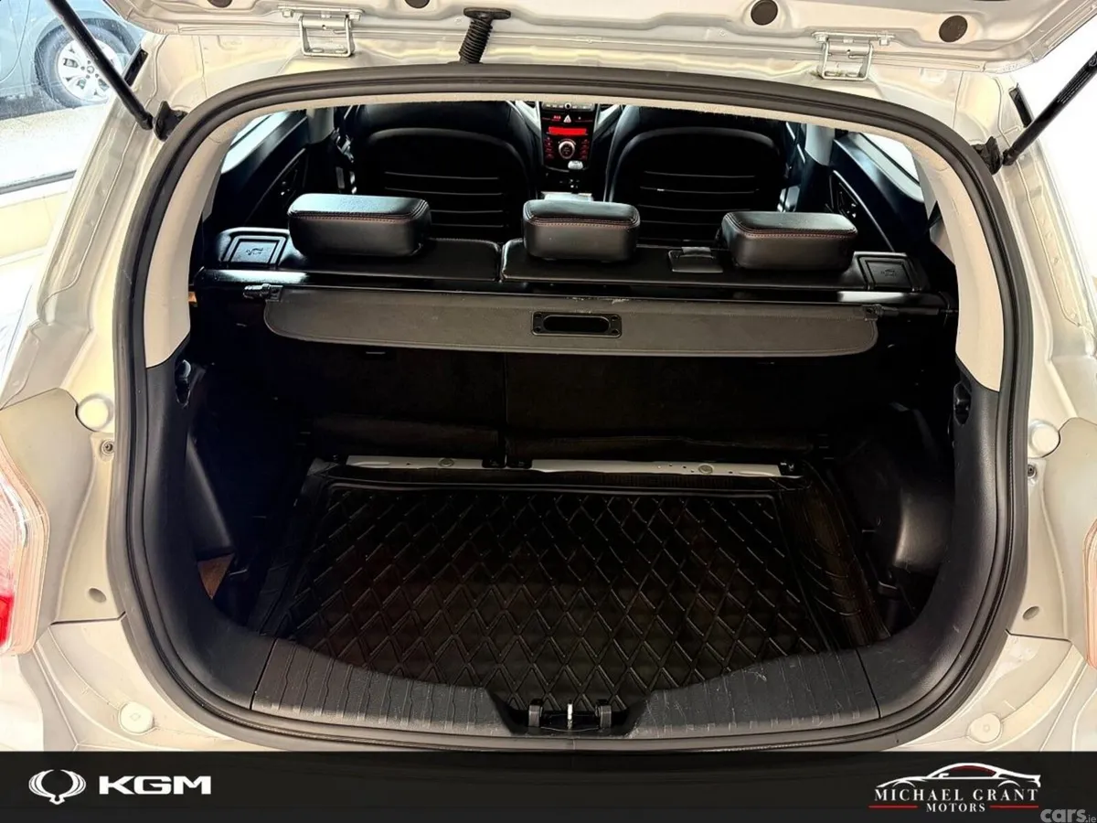 SsangYong Tivoli SUV, Diesel, 2021, Silver