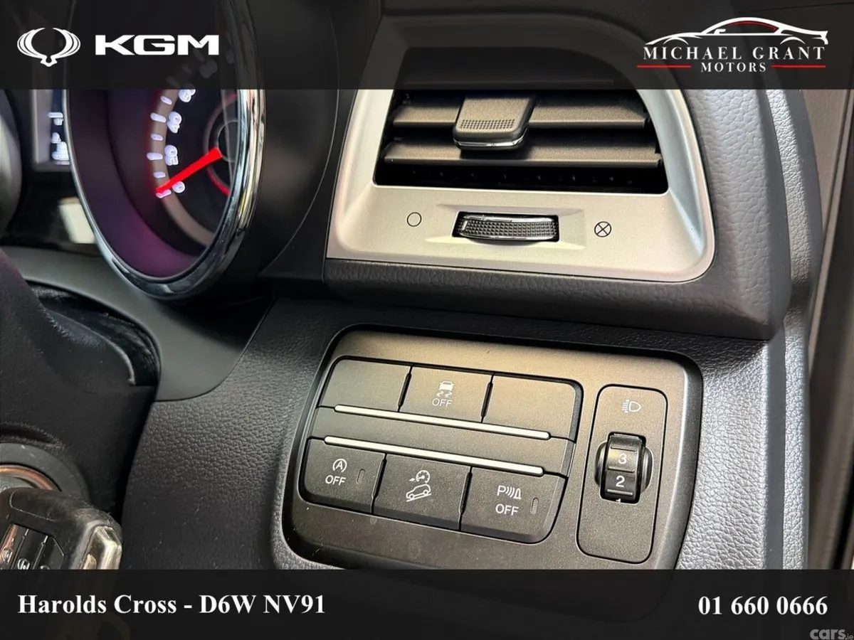 SsangYong Tivoli SUV, Diesel, 2021, Silver