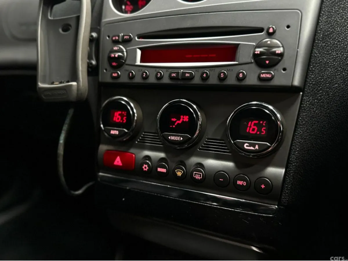 Alfa Romeo 156 Saloon, Petrol, 2002, Red