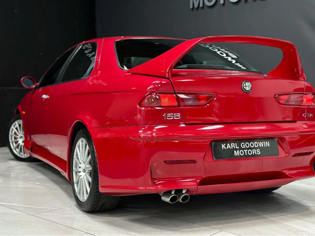 Alfa Romeo 156 Saloon, Petrol, 2002, Red