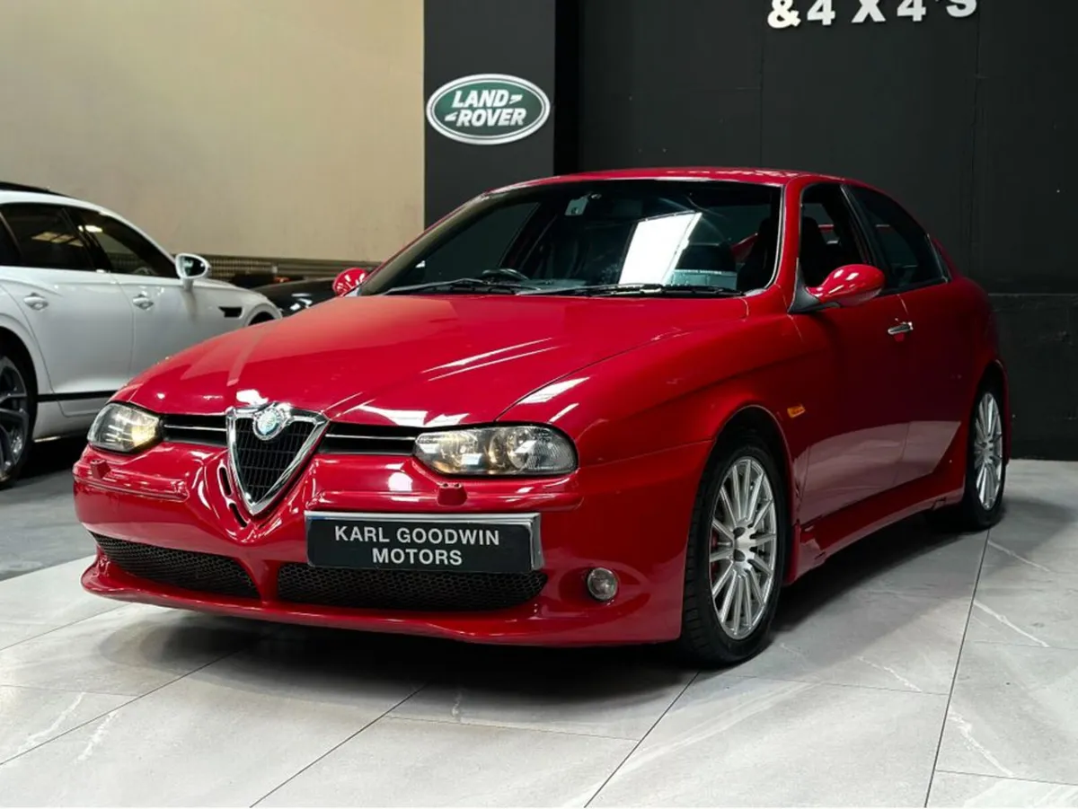 Alfa Romeo 156 Saloon, Petrol, 2002, Red