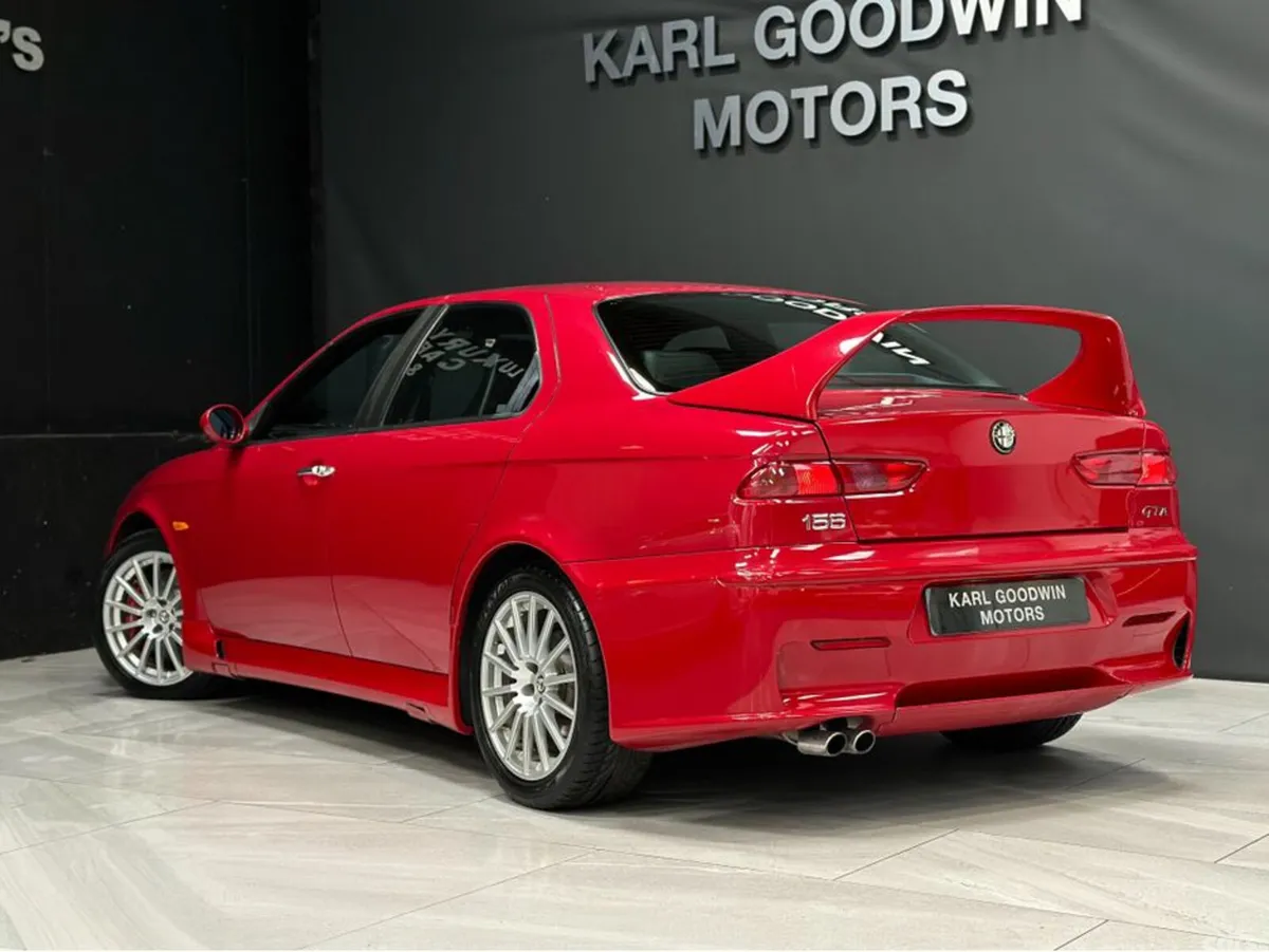 Alfa Romeo 156 Saloon, Petrol, 2002, Red