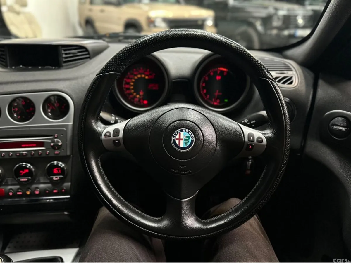 Alfa Romeo 156 Saloon, Petrol, 2002, Red