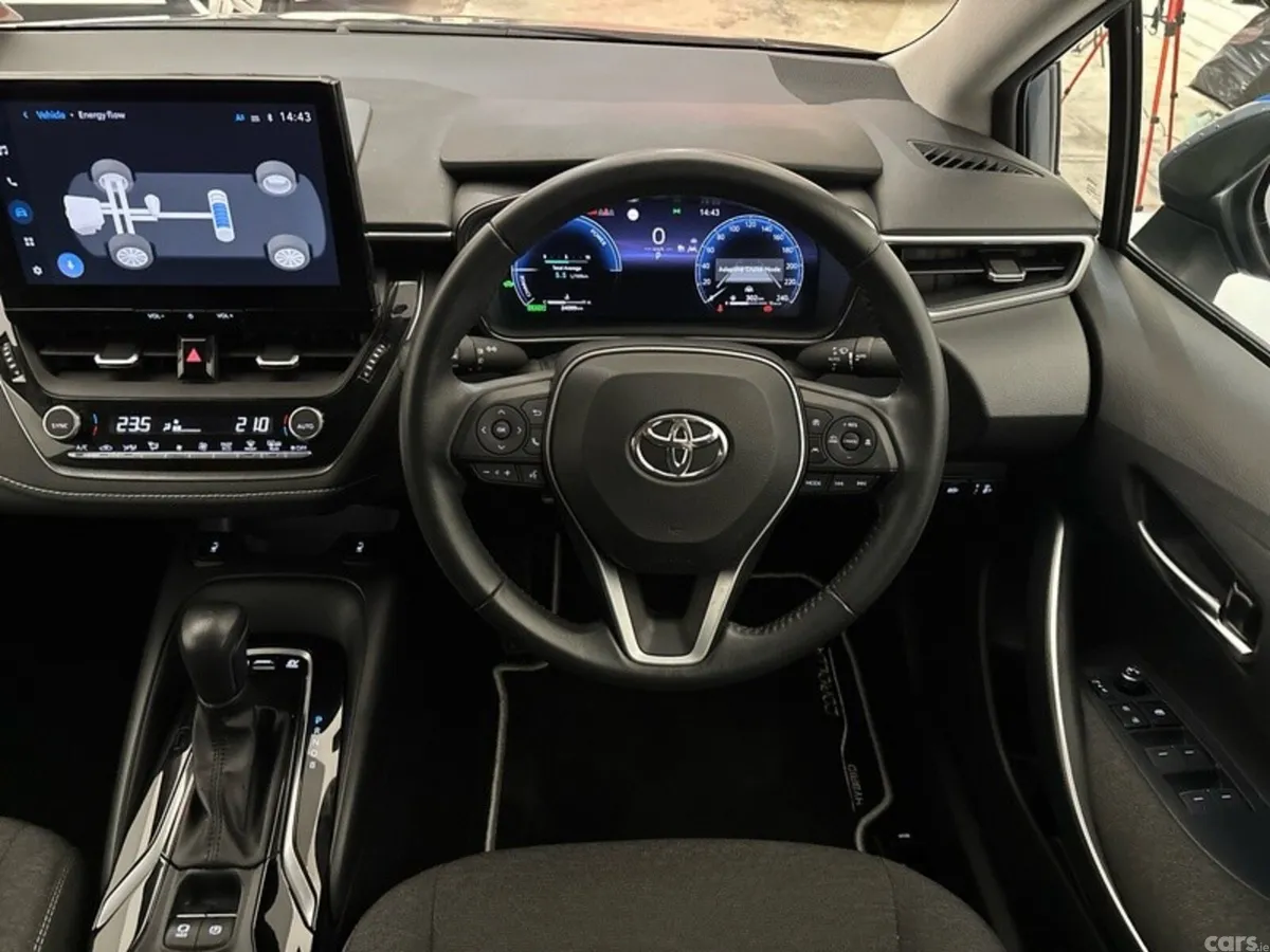 Toyota Corolla Saloon, Petrol Hybrid, 2023, Grey
