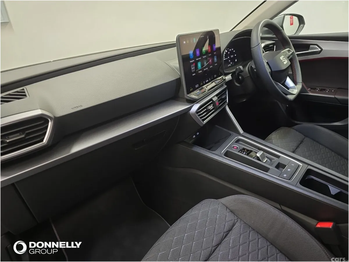 SEAT Leon Hatchback, Petrol Hybrid, 2025, Grey