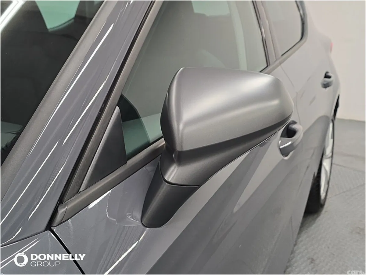 SEAT Leon Hatchback, Petrol Hybrid, 2025, Grey