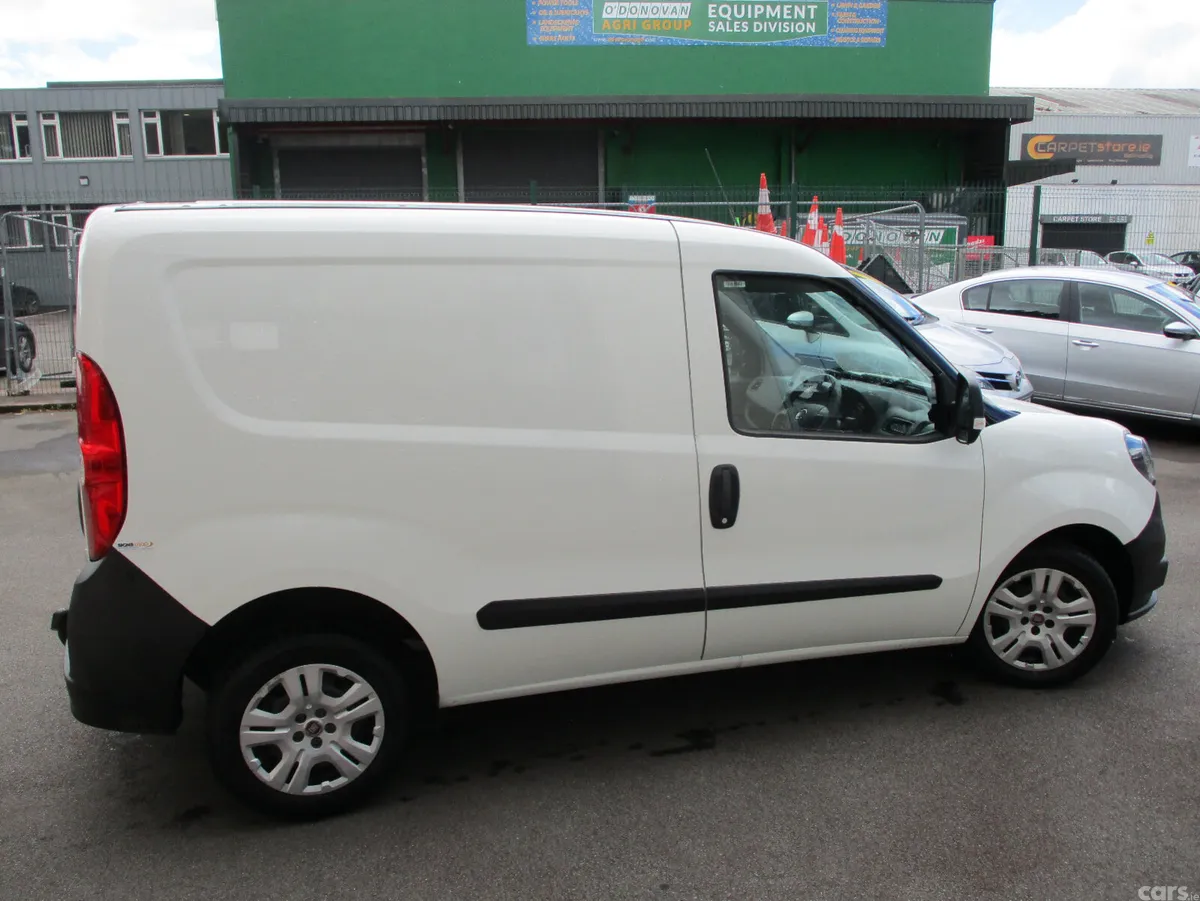 Fiat Doblo MPV, Diesel, 2023, White