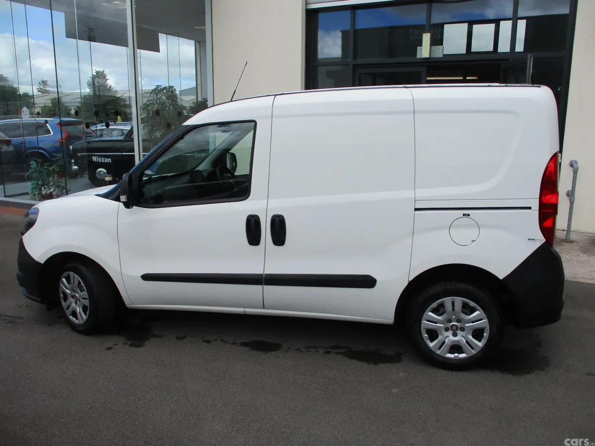 Fiat Doblo MPV, Diesel, 2023, White