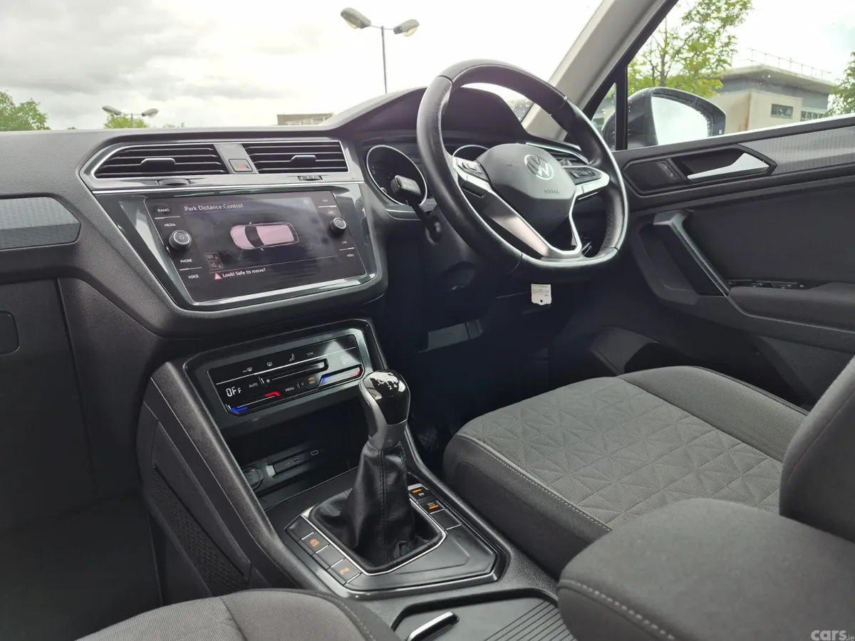 Volkswagen Tiguan SUV, Diesel, 2022, Black
