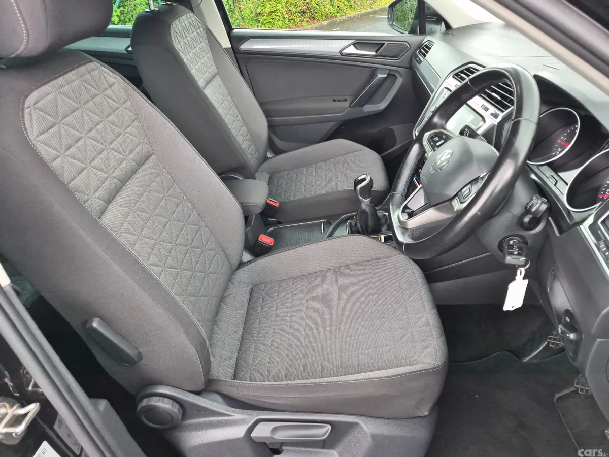 Volkswagen Tiguan SUV, Diesel, 2022, Black