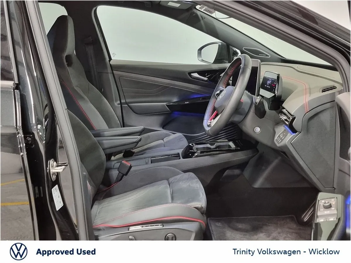 Volkswagen ID.4 SUV, Electric, 2026, Black