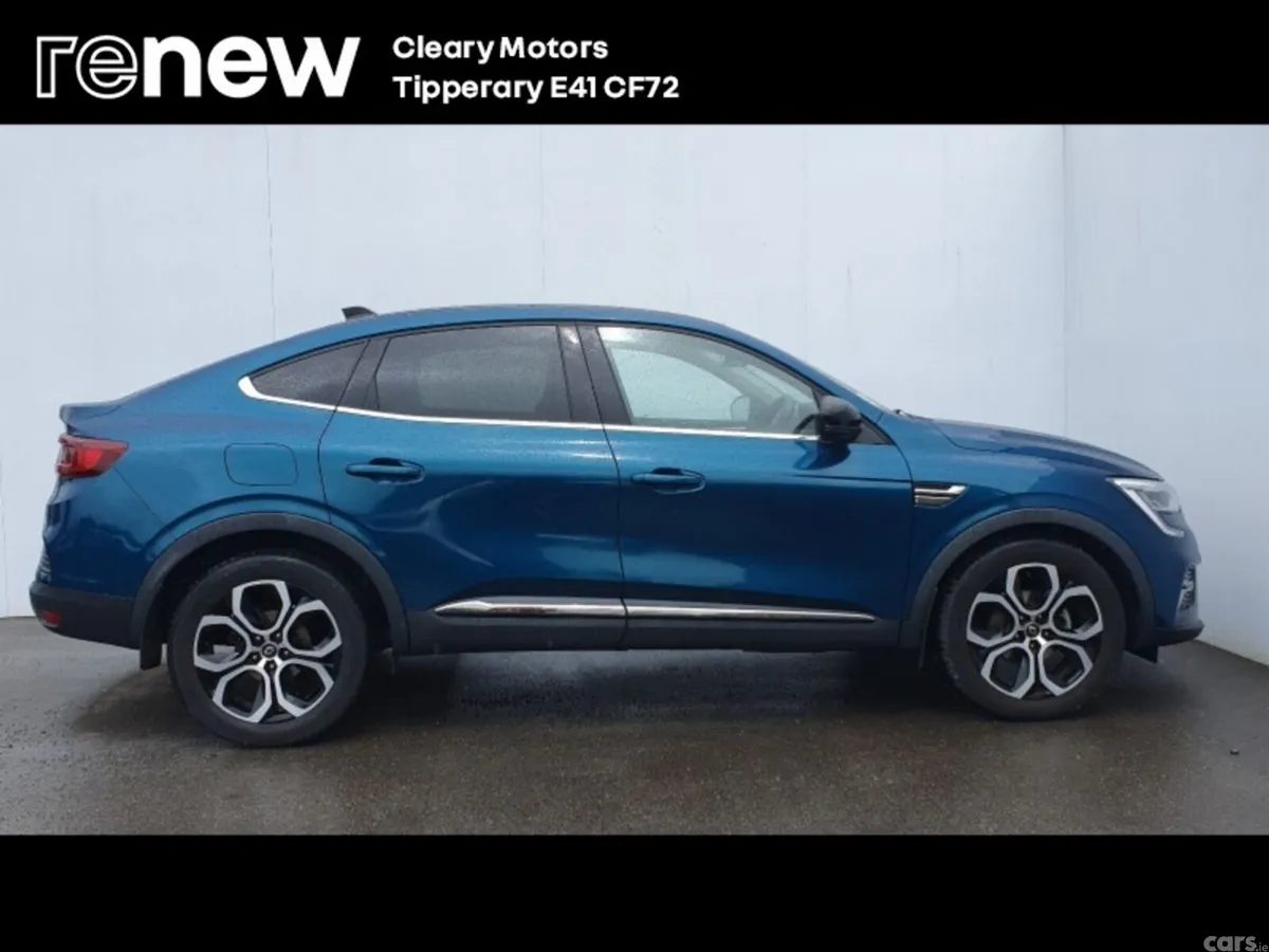 Renault Arkana Hatchback, Petrol, 2023, Blue