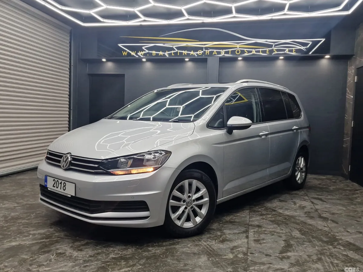 Volkswagen Touran MPV, Diesel, 2018, Silver