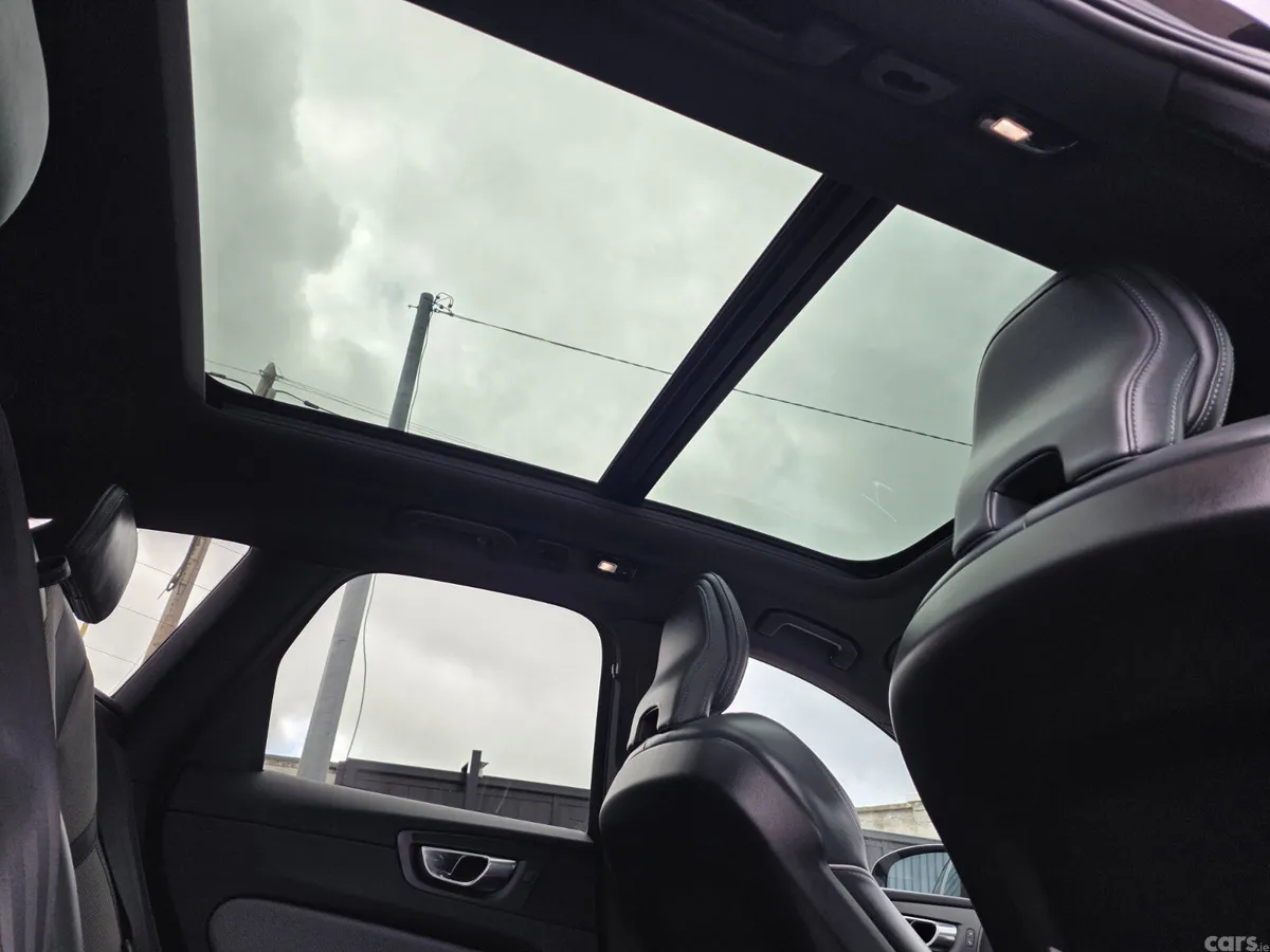 Volvo XC60 SUV, Diesel, 2022, Black