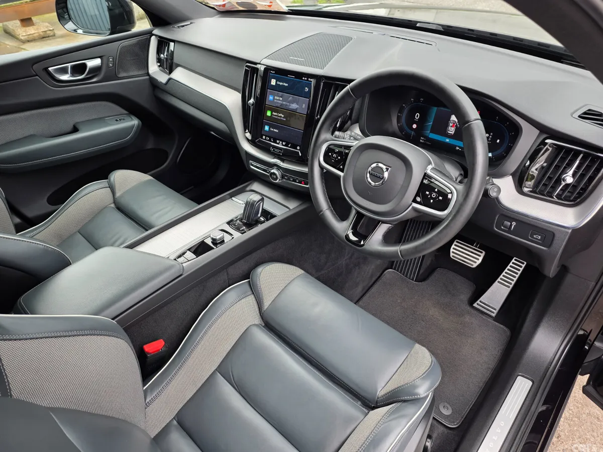 Volvo XC60 SUV, Diesel, 2022, Black