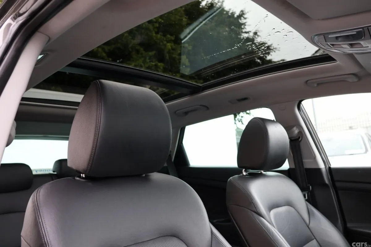 Hyundai Tucson SUV, Diesel, 2019, Brown