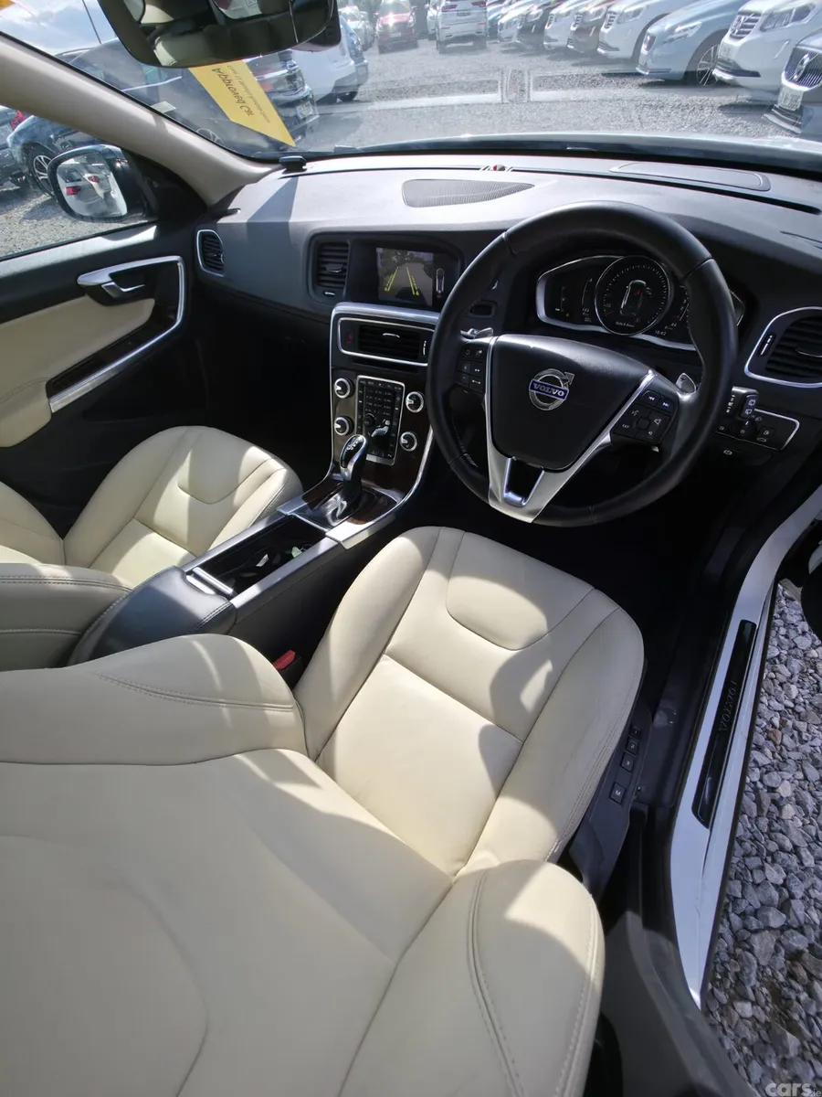 Volvo V60 Estate, Diesel, 2018, White