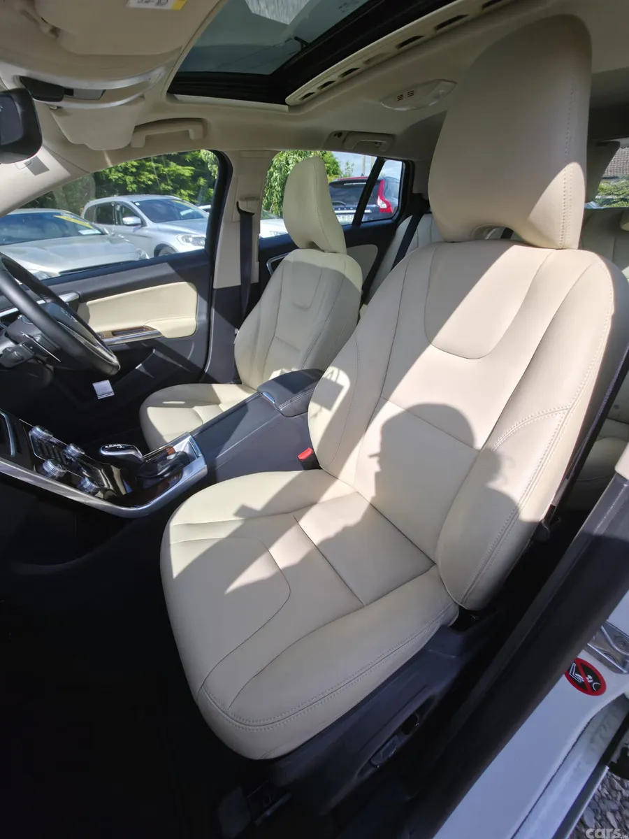 Volvo V60 Estate, Diesel, 2018, White
