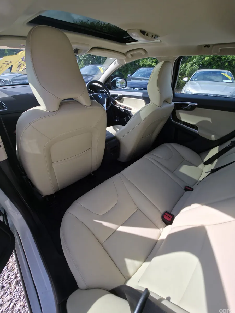 Volvo V60 Estate, Diesel, 2018, White