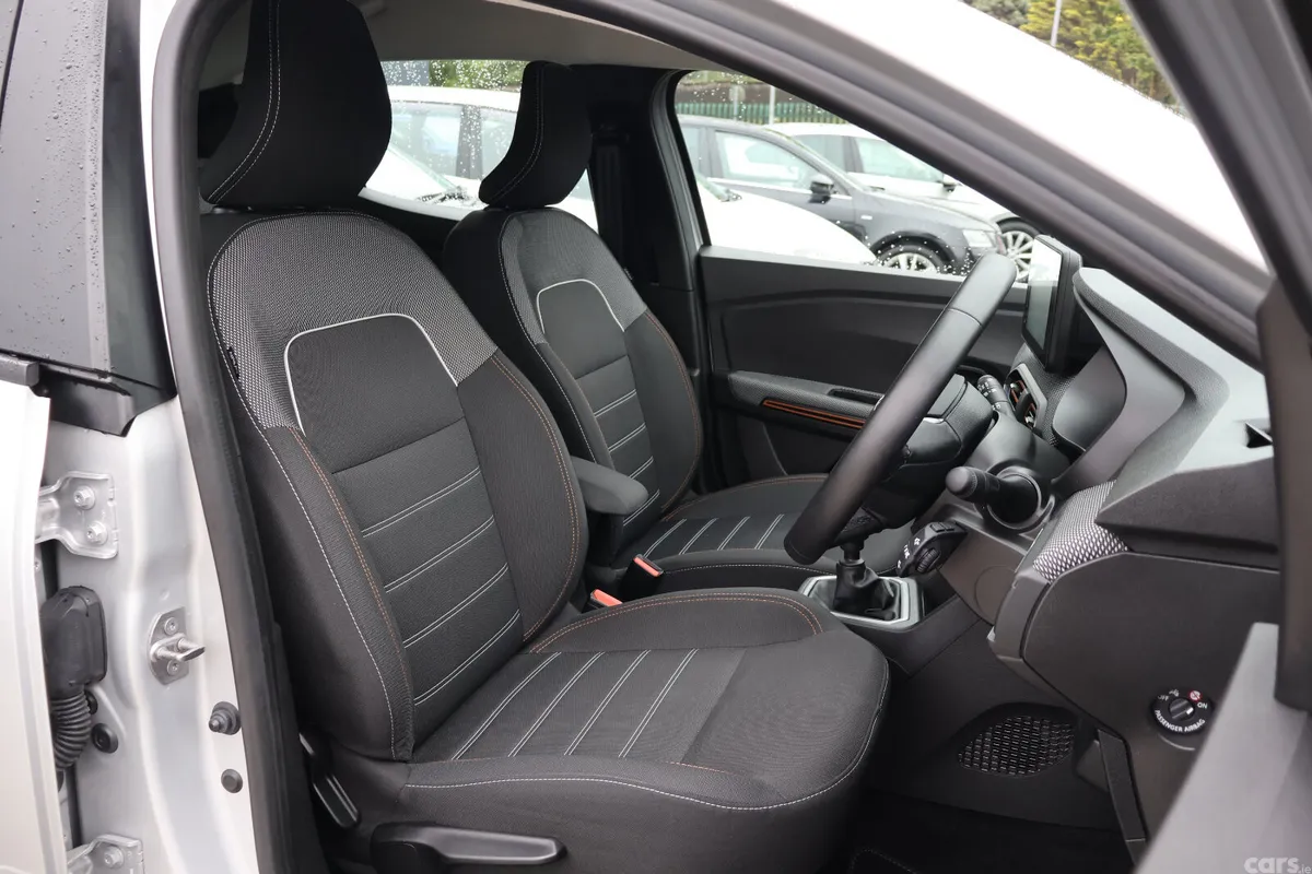 Dacia Sandero Stepway Hatchback, Petrol, 2023, Grey