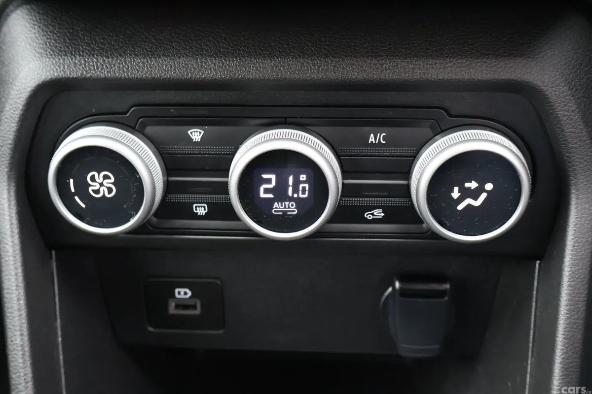 Dacia Sandero Stepway Hatchback, Petrol, 2023, Grey