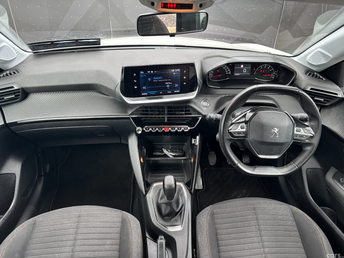 Peugeot 208 Hatchback, Petrol, 2020, White