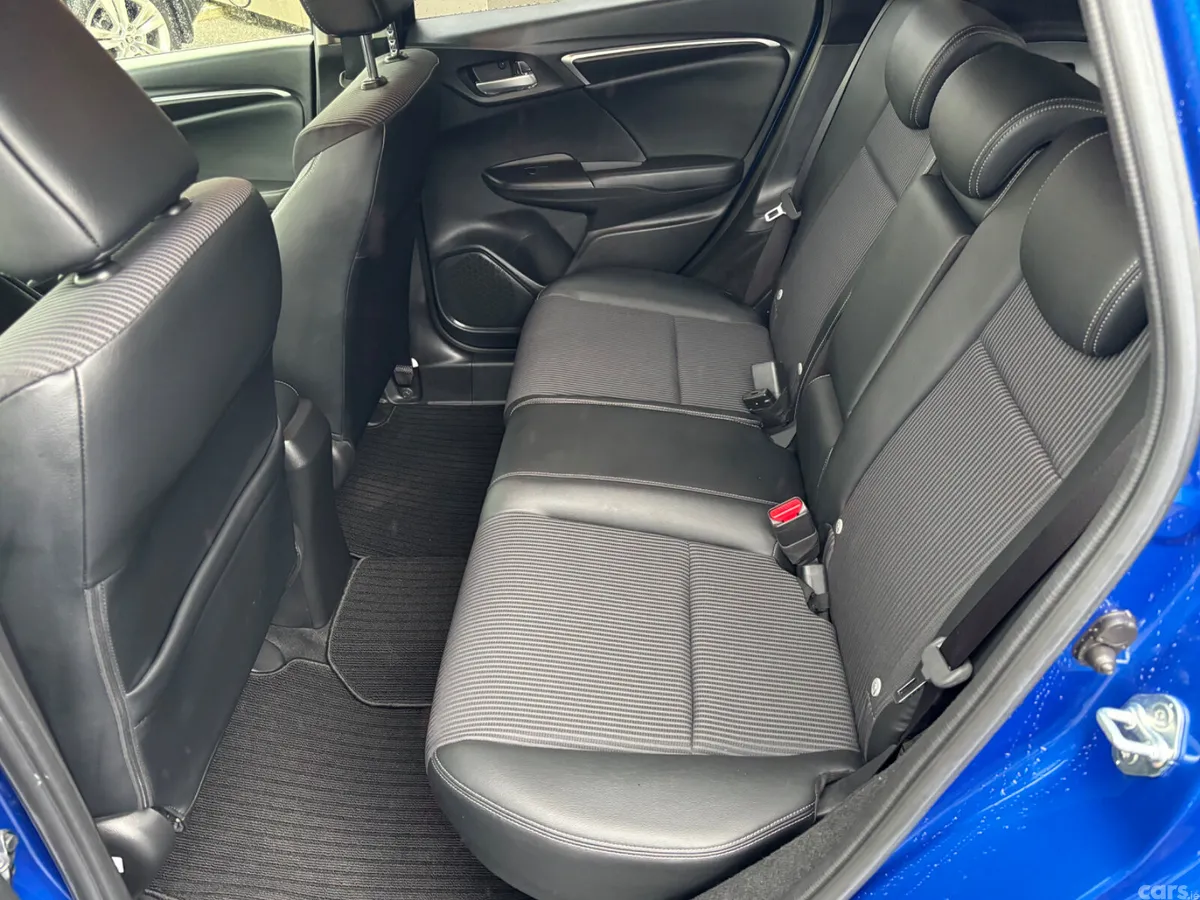 Honda Fit SUV, Petrol Hybrid, 2019, Blue