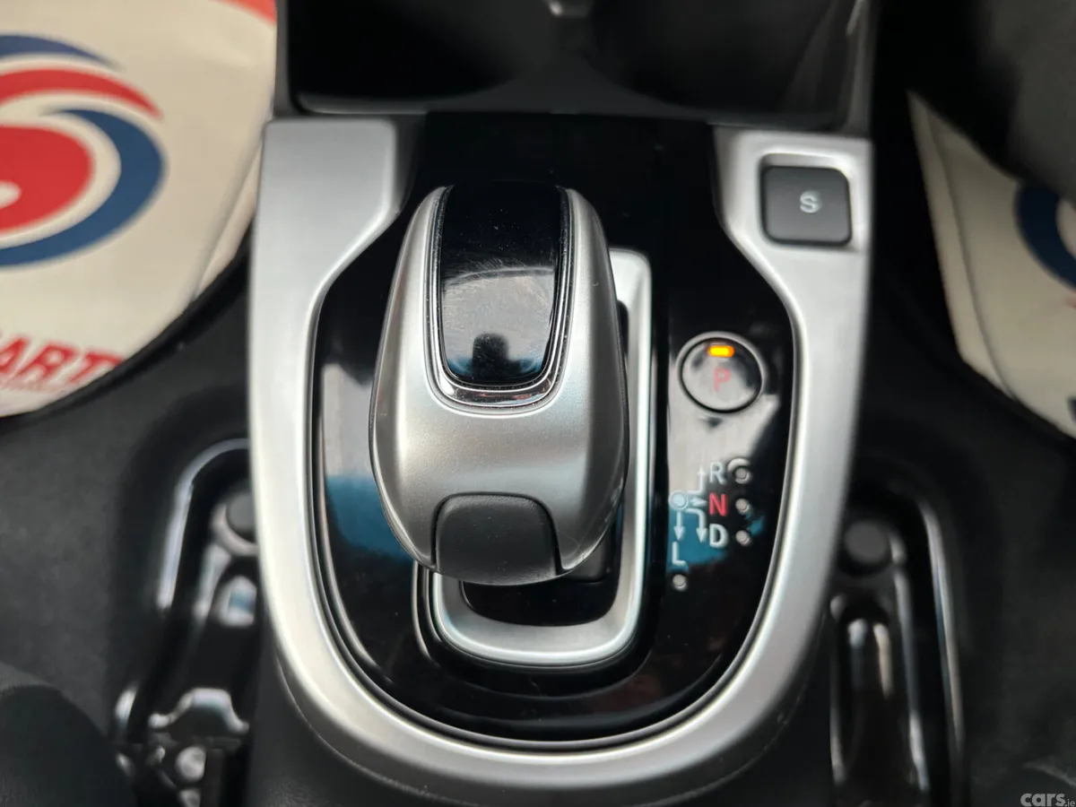 Honda Fit SUV, Petrol Hybrid, 2019, Blue